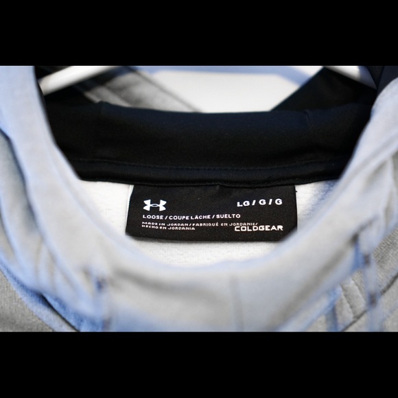 Under Armour Hoodie - Picture 7 of 9